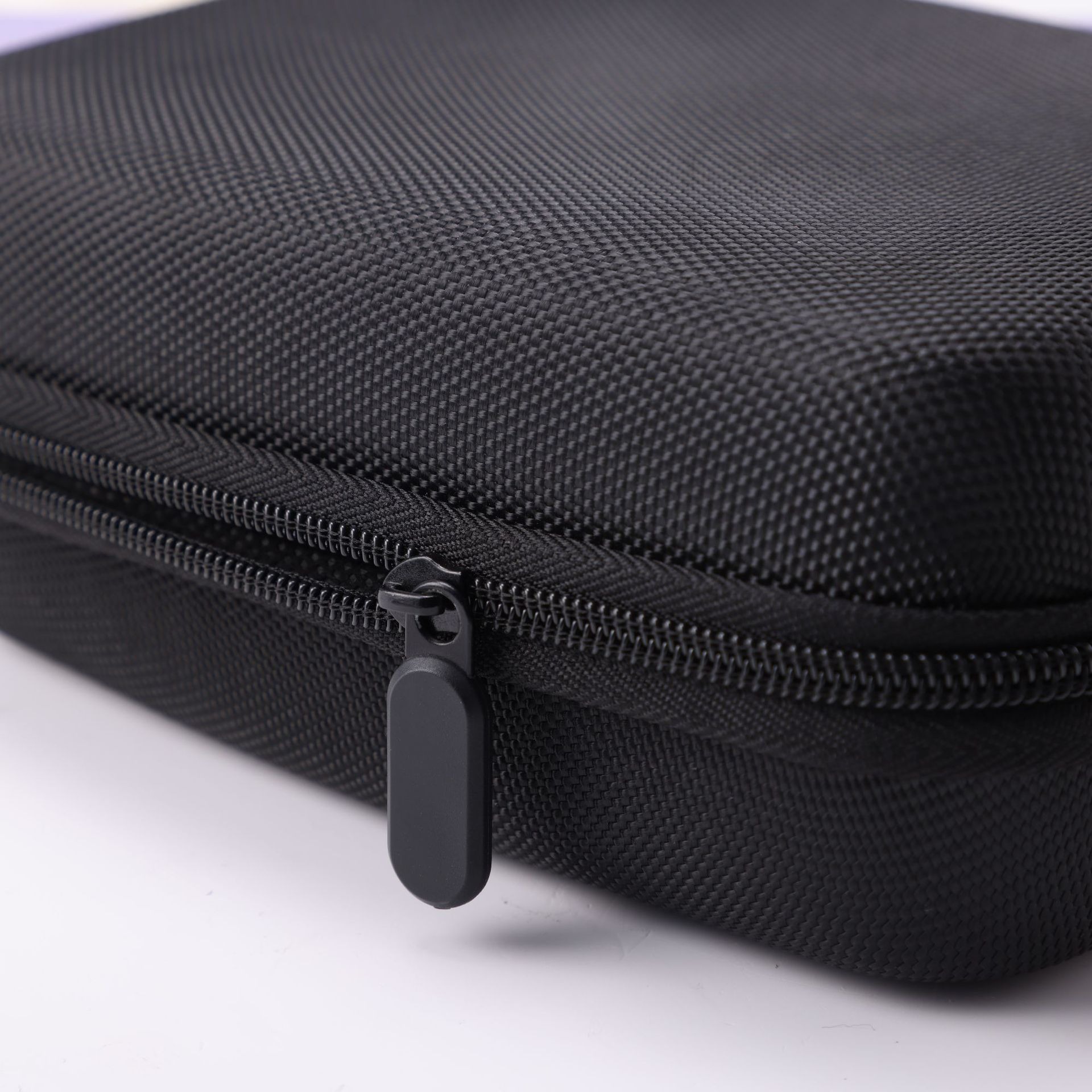 Earphone Data Storage Bag Oval - Tech Accessories Case recension och pris